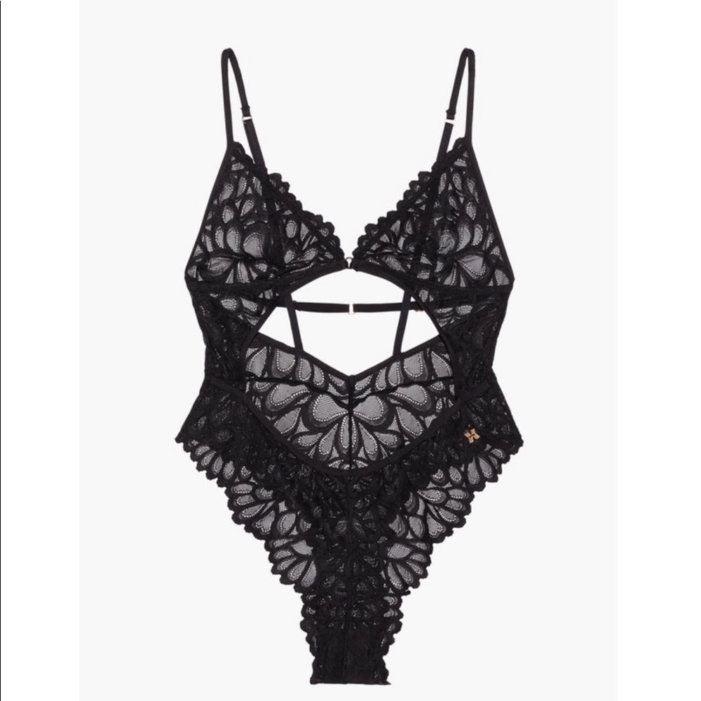 Savage X Fenty Lace Bodysuit